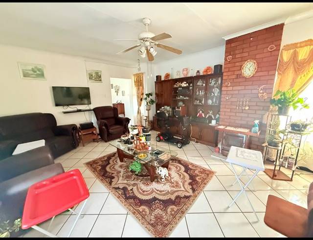 3 BEDROOM HOUSE FOR SALE IN VANDERBIJLPARK CE 5